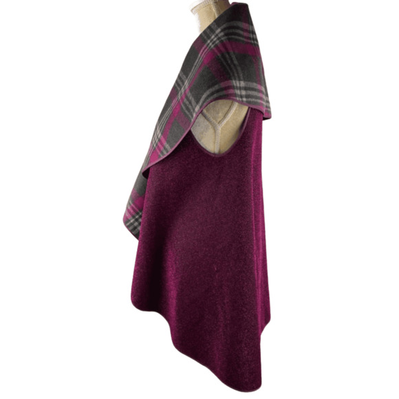 Jerry T women's pink reversible cape size L - Picture 2 of 3